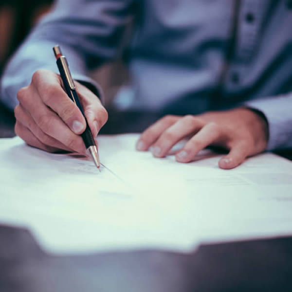 Abogados y Notarios